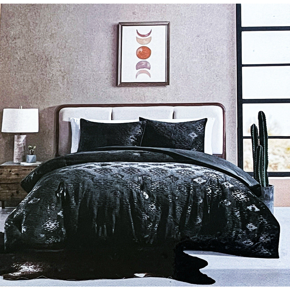 NEW Wrangler Miles 3 Piece Embossed Comforter Set Southwestern -Black Queen Size